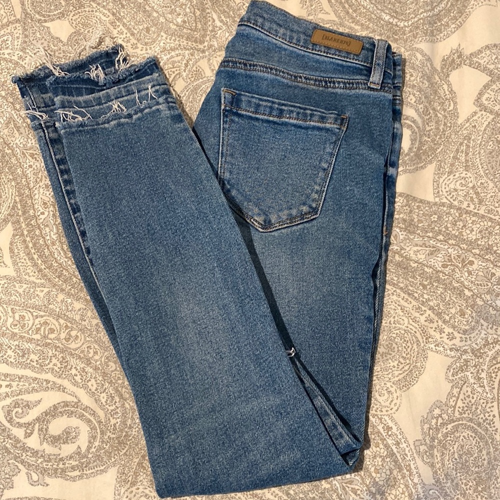 BLANK NYC The Reade Crop Skinny Jean